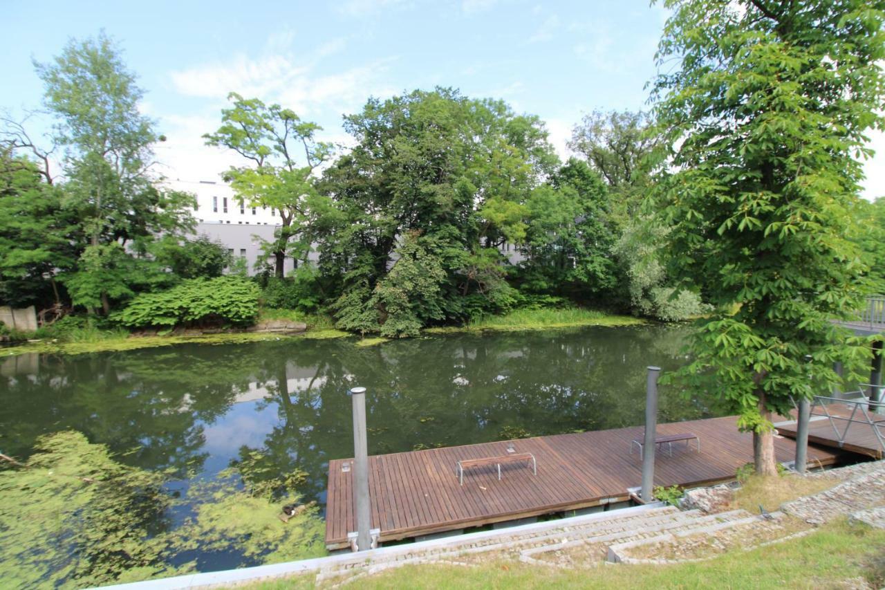 Angel Dreams By The River Walonska 15&19 Od Wroapart-Pl Breslavia Exterior foto